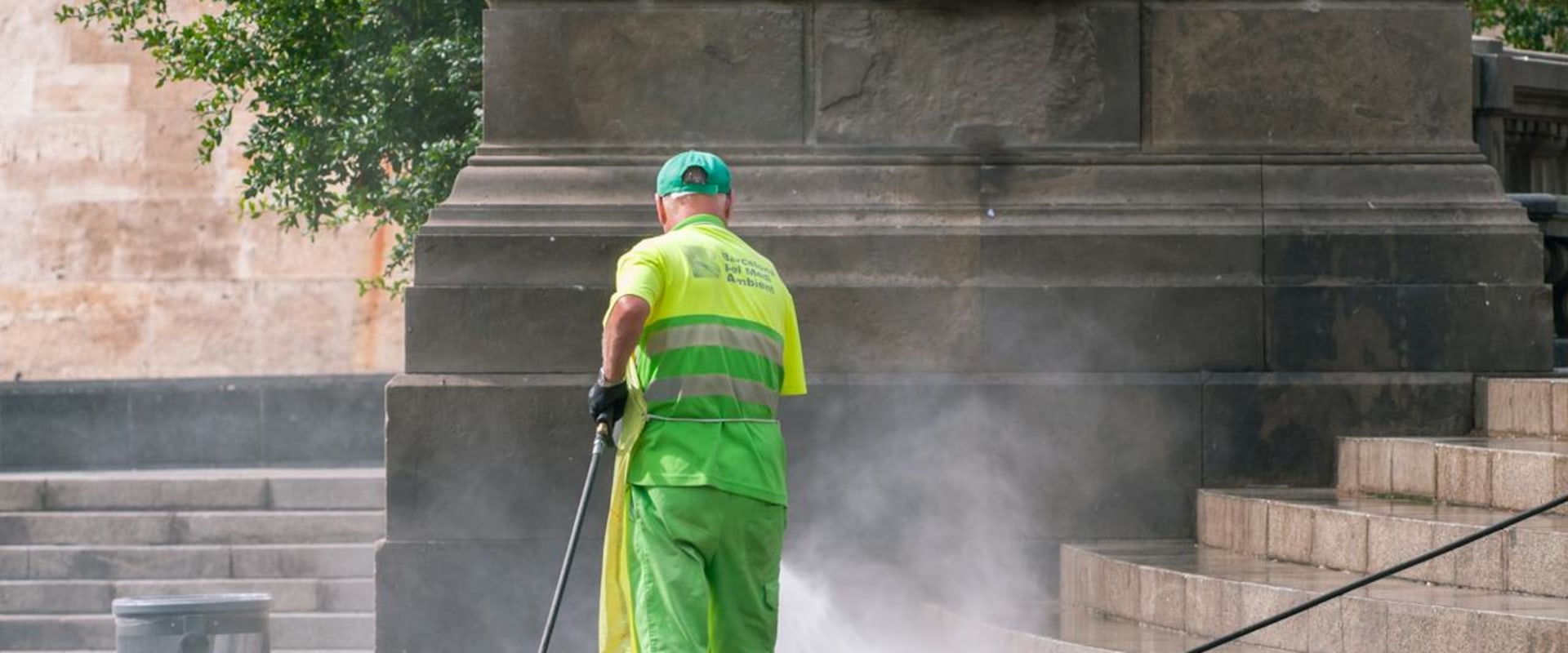 From Craft Beer Accessories to Spotless Workspaces: Why Toronto Businesses Rely on Commercial Cleaning Services